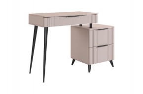 КАТРИН Стол туалетный в Ханты-Мансийске - hanty-mansiysk.mebel24.online | фото